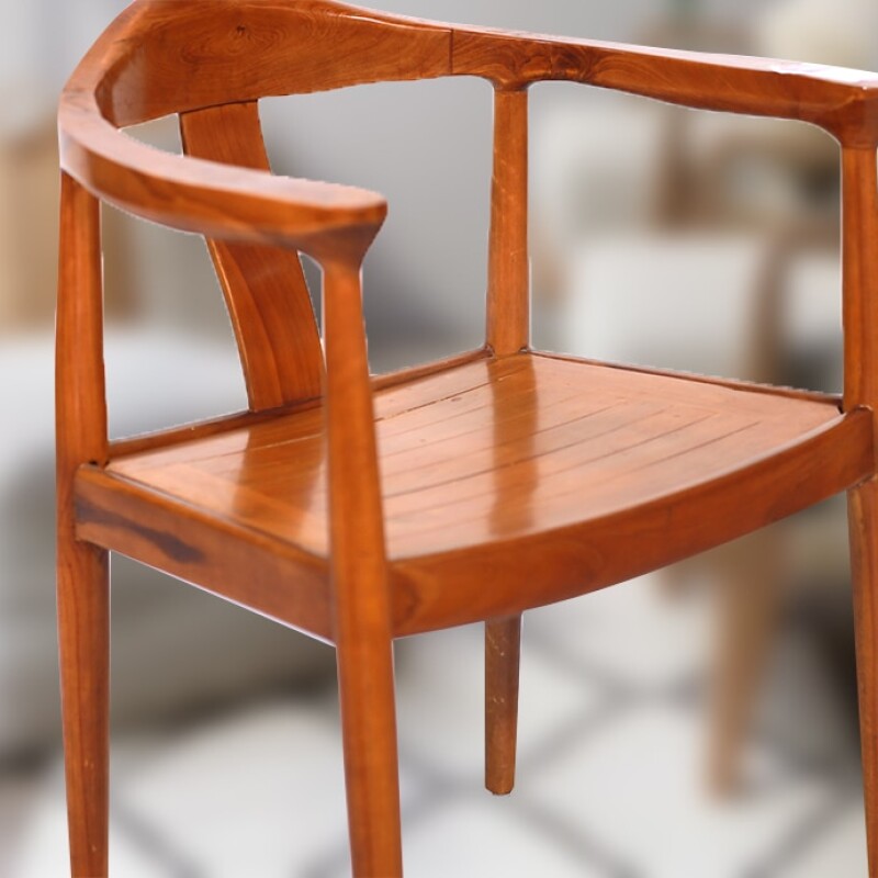 Sit-out Chair