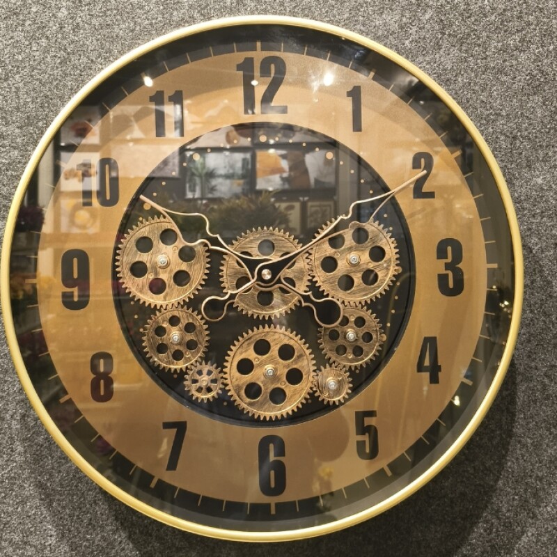 Modern Gear Wall Clock – Gold & Black Glass Design