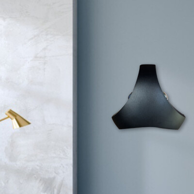Volvo 302 Wall Light (3 Way 3W)