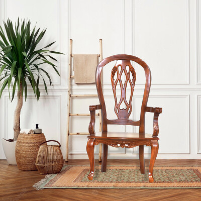 Royal Chair